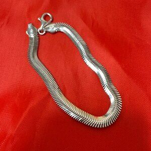 925 Sterling Silver Herringbone Chain Bracelet – Brand New